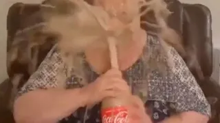coca cola espuma (meme)