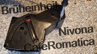 Nivona CafeRomatica - disassembling and cleaning the brewing unit | DIY | How To | TUTORIAL