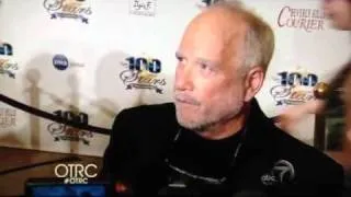 Richard Dreyfuss is an asshole. Oscars 2012