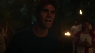 Archie rushes to save Betty | 6x01