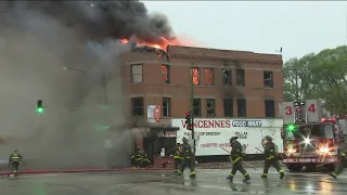 2 firefighters injured in extra-alarm fire on South Side