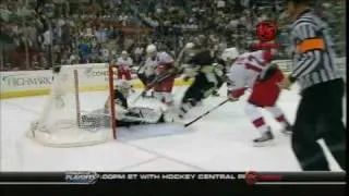Pittsburgh Penguins vs Carolina Hurricanes (Game 1 Highlights 5-18-2009)