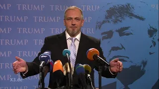 Torsten Sträter: Pressesprecher von Donald Trump | extra 3 | NDR