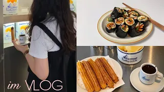 Vlog. 직장인브이로그| 요리하다가 성격파탄자된 썰🤯| 다이어터 여름 메뉴🥕 키토김밥(당근라페)•오이비빔밥| 츄러스 맛집(보닐라츄러스) | 출근룩 | 운동•전시•일상