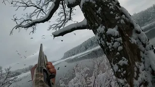 Late season Ice hole hunt BIG flocks doing over water! "Goose Hunt limits"