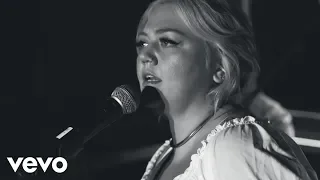 Elle King - Little Bit Of Lovin' (Live From London)