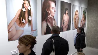 У Дніпрі презентували першу в Україні фотовиставку, в якій брали участь жінки з вадами тіла