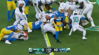 Tyreek Hill SMART offensive fumble recovery touchdown vs. Chargers