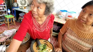 EATING AT GRANDMA'S HOUSE (Sad! WATCH TO END) Gado Gado Indonesian Peanut Salad! Jakarta 🇮🇩