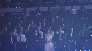 워너원,아이유(IU),아이즈원,뉴이스트 Reaction To 트와이스 (TWICE) Full Ver.@181128 AAA[ 4k Fancam/직캠]