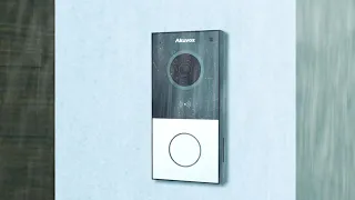 Технологiчна панель виклику Akuvox E12. NFC, BLE, Wi-Fi та GSM-виклики в одному пристрої.