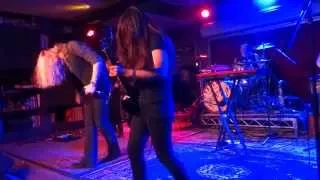 RED DRAGON CARTEL'S CHAS WEST JAMS WITH OKAI SISTERS AT HOLLYWOOD JAM NIGHT 5/7/2015