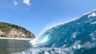 Low Tide, Big Vibes: Chasing Barrels and High Fives at Uluwatu!