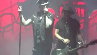 Marilyn Manson Feat. Johnny Depp - The Beautiful People - London, UK - Dec 09 2017