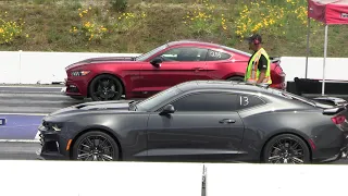 Mustang GT vs ZL1 Camaro and Hellcat Challenger - drag racing