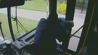 Florida bus driver knocks out passenger who taunted him with racial slurs
