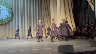 Танец "Барият" в исполнении легендарного ансамбля "Вайнах"