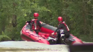 Caney Creek FD rescues people, pets in River Plantation neighborhood