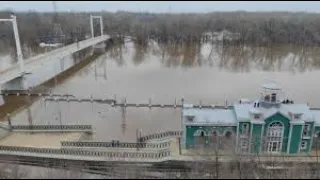 НАЖИВО! Россия тонет. Оренбург йде під воду! Orenburg in the flood zone in Russia