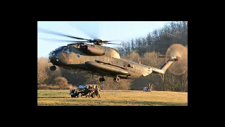 Sikorsky CH-53  Übungsflug mit einem Wolf