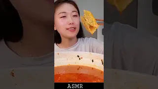 ASMR noodles한번씩 땡기지 않아요_ 간단하게 떡만두라면 8봉지 리얼먹방 _) Ramen with rice cake and mandu MUKBANG