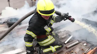 Вогнеборці ліквідували пожежу на території приватного сектору на загальній площі 100 кв. метрів