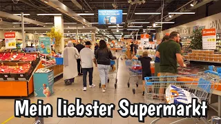 Einkaufen im Albert Heijn XL Supermarkt Trefcenter Venlo, Holland