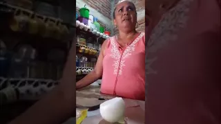 Cuando tu mamá te pregunta si eres pasiva o activa pero tu voz te delata