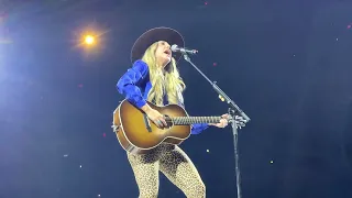 Lainey Wilson - Things a Man Oughta Know Live Paycom Center OKC, OK 12/9/2022