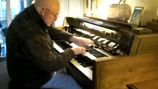 Mike Reed plays "Samba de Orfeo, Girl from Ipanema, and Meditation" on his Hammond Organ