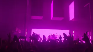 The 1975 "Love me" ( LIVE @ O2 Arena 21/2/20)