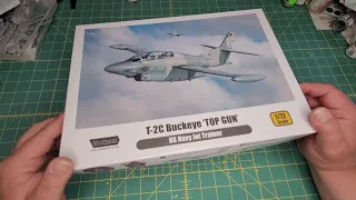 Wolfpack 1:72 T-2C Buckeye "Top Gun" in Box Review.