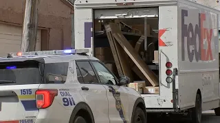 Carjacking suspect ties up FedEx driver with belt, steals packages in Philadelphia