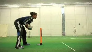 Play like the England Women - Wicket Keeping