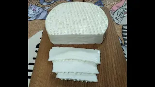 ДОМАШНИЙ СЫР НА СЫЧУЖНОМ ФЕРМЕНТЕ/Cheese with rennet/Fromaĝo kun labenzimo /Juusto juoksutteella