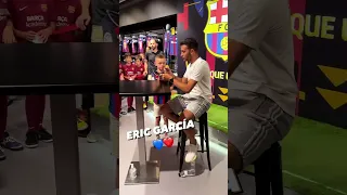 Eric Garcia signing autographs and taking pictures with fans at Camp nou