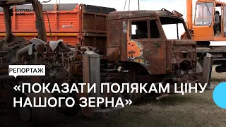 «Ціна зерна»: аграрії привезли на кордон спалену техніку