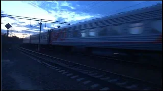 ЭП1М-711 с поездом №152 Москва — Анапа.