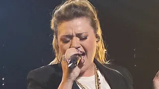 Kelly Clarkson - me (8/19/23) chemistry - Las Vegas residency Bakkt Theater @ PH, Final Night