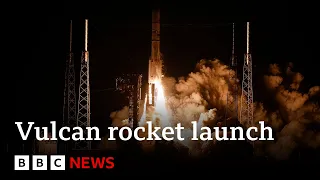 Vulcan rocket launches on Moon mission | BBC News