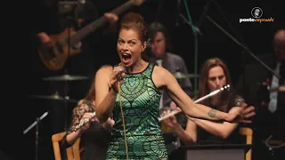 Ponte reports SPECIÁL: Hana Holišová – zpívat s Big Bandy je velký zážitek