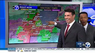 ABC7 Chicago meteorologist has hilarious realization that his TV is a touchscreen live on the air