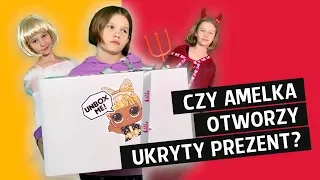 Czy Amelka ulegnie i otworzy ukryty przez mamę prezent?