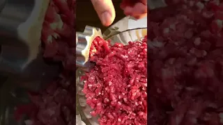 Preparation of minced meat / Приготовление мясного фарша