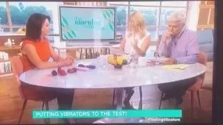 Holly Willoughby and Phillip Schofield lose it on This Morning