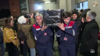 Тела погибших при землетрясении в Турции студентов доставили в Баку