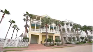 1701 Seaside Dr, Galveston, TX 77550