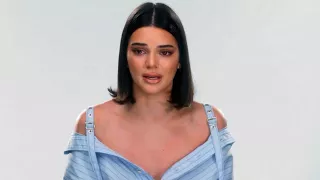'KUWTK': Kendall Jenner Tearfully Apologizes for Pepsi Commercial: 'I Genuinely Feel Like S**t'