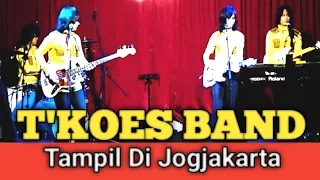 T'KOES BAND ❤️ Live R3 Cafe Jogjakarta 🇮🇩  Keren Bestie ,,,,