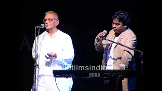 Gulzar recites poem with AR Rehman on Guru movie : Journey of Guru is that of India's independence